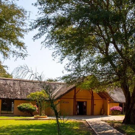 Kayova River Lodge Ndiyona Buitenkant foto