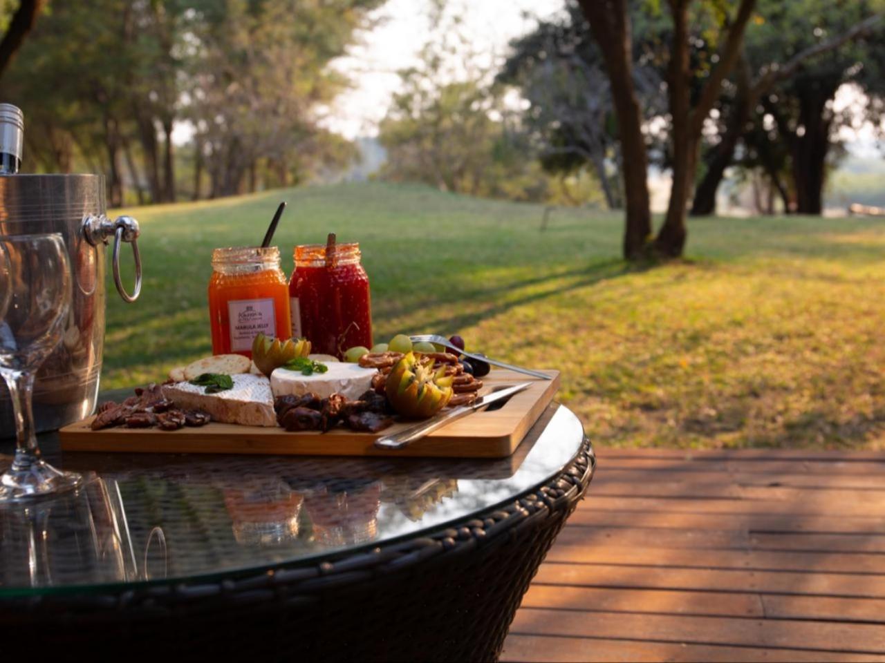 Kayova River Lodge Ndiyona Buitenkant foto