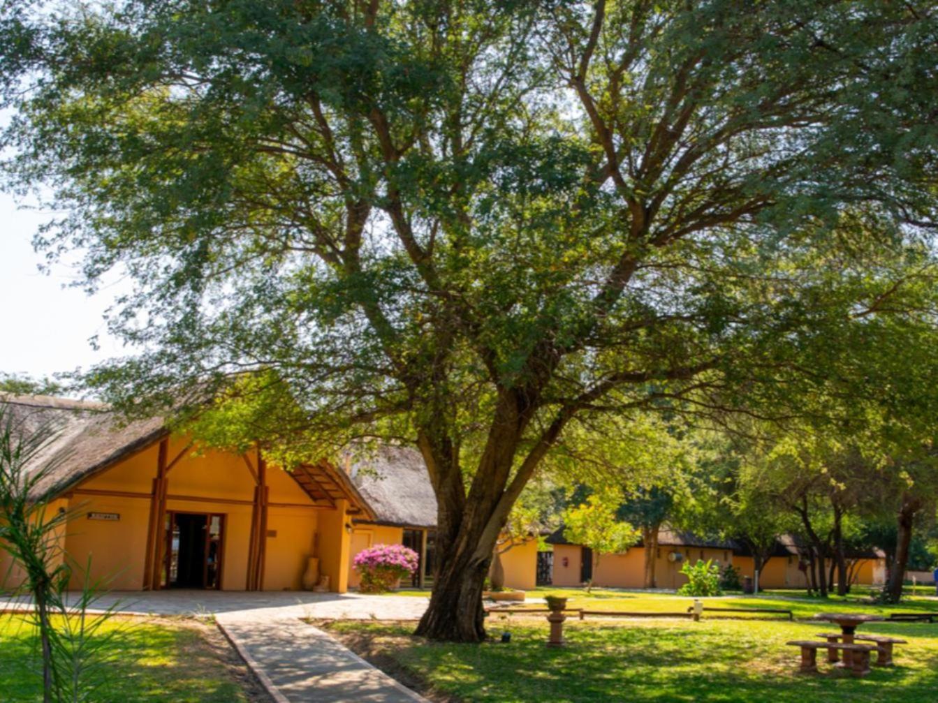 Kayova River Lodge Ndiyona Buitenkant foto